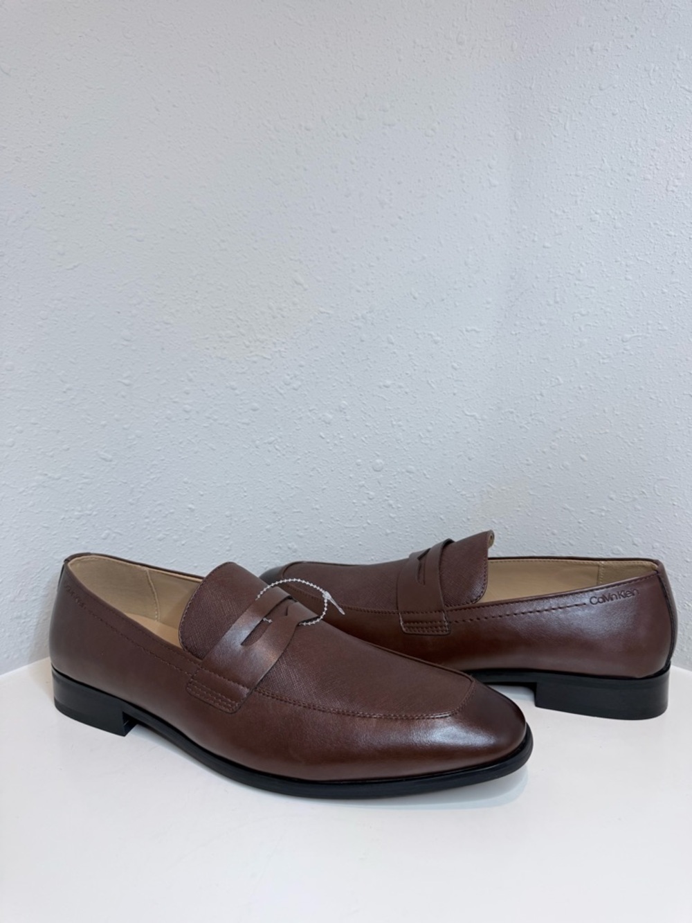 Calvin Klein Men’s Brown Vegan Leather Slip on Loafers Sz 10.5 NWT